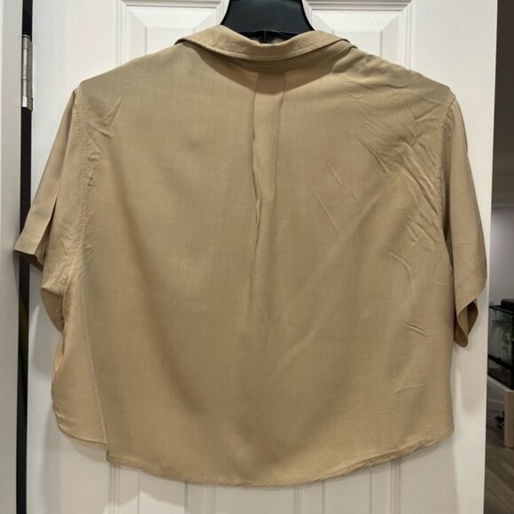 Oversized Cropped Button Shirt Size XL Women Casual Chic Lightweight Blouse - Picture 2 of 3